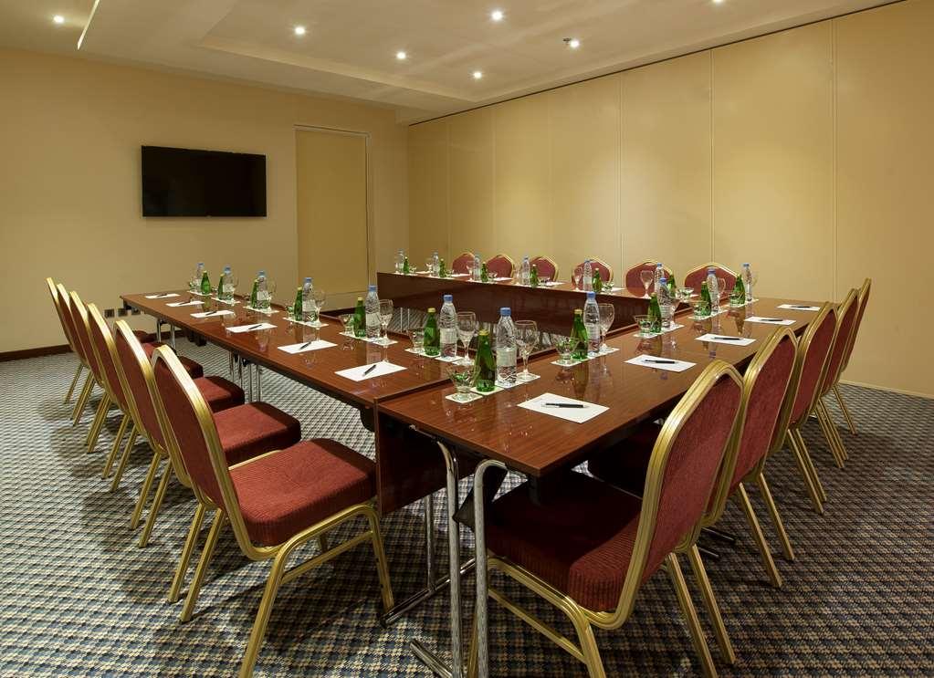 Radisson Blu Hotel, Dhahran Khobar Instalações foto
