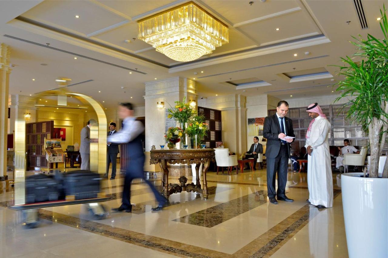 Radisson Blu Hotel, Dhahran Khobar Exterior foto