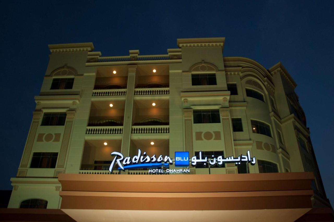 Radisson Blu Hotel, Dhahran Khobar Exterior foto
