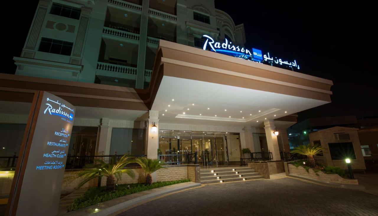 Radisson Blu Hotel, Dhahran Khobar Exterior foto