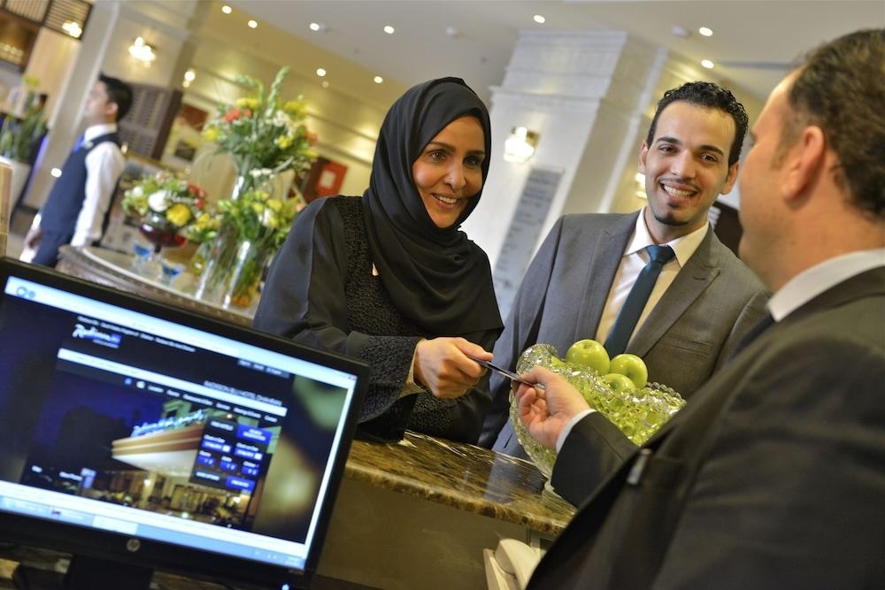 Radisson Blu Hotel, Dhahran Khobar Exterior foto