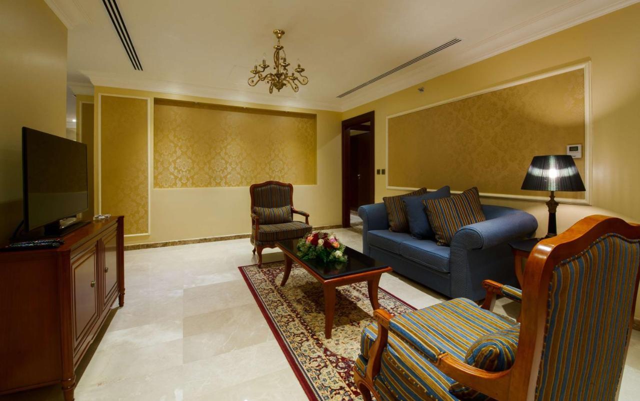Radisson Blu Hotel, Dhahran Khobar Exterior foto