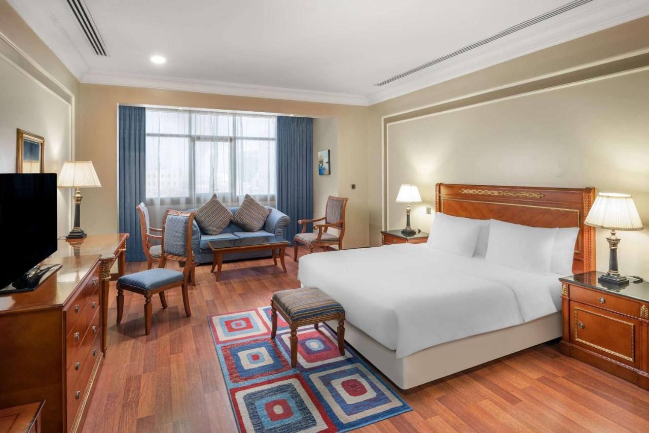 Radisson Blu Hotel, Dhahran Khobar Exterior foto
